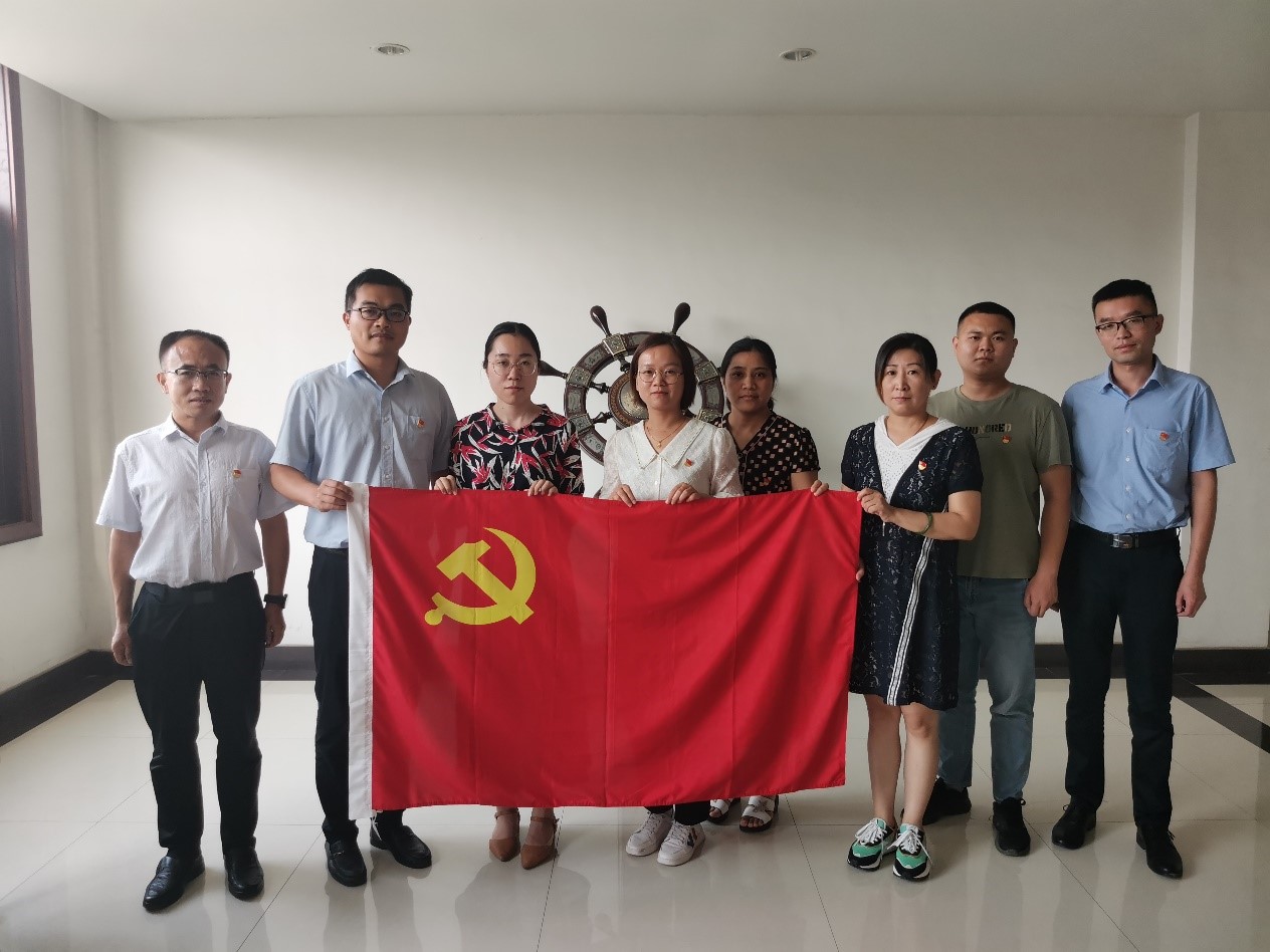 集團機關(guān)嘉祥黨支部順利召開預(yù)備黨員接收大會